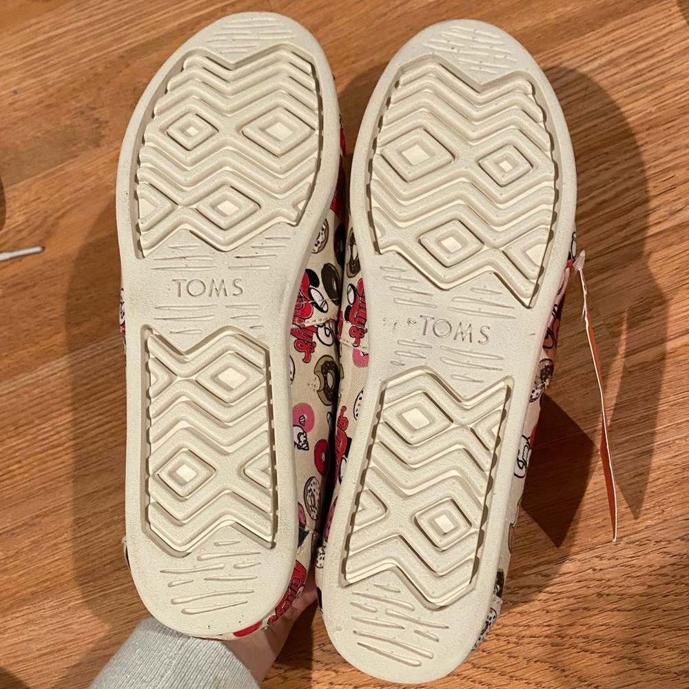 Toms x Randy’s Doughnuts limited edition - Picture 3 of 3